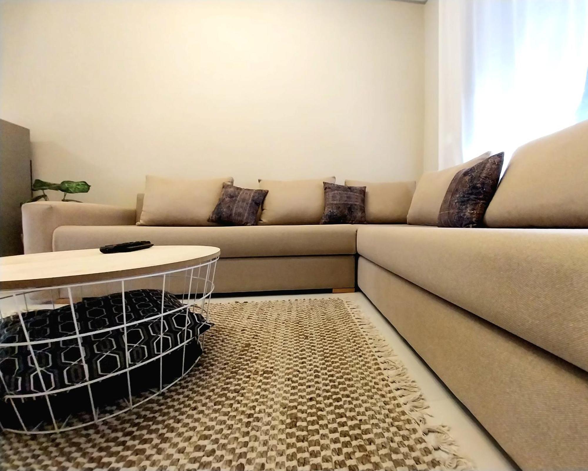 Cosy Appartement Proche De L'Aeroport Mohamed 5 Deroua Luaran gambar